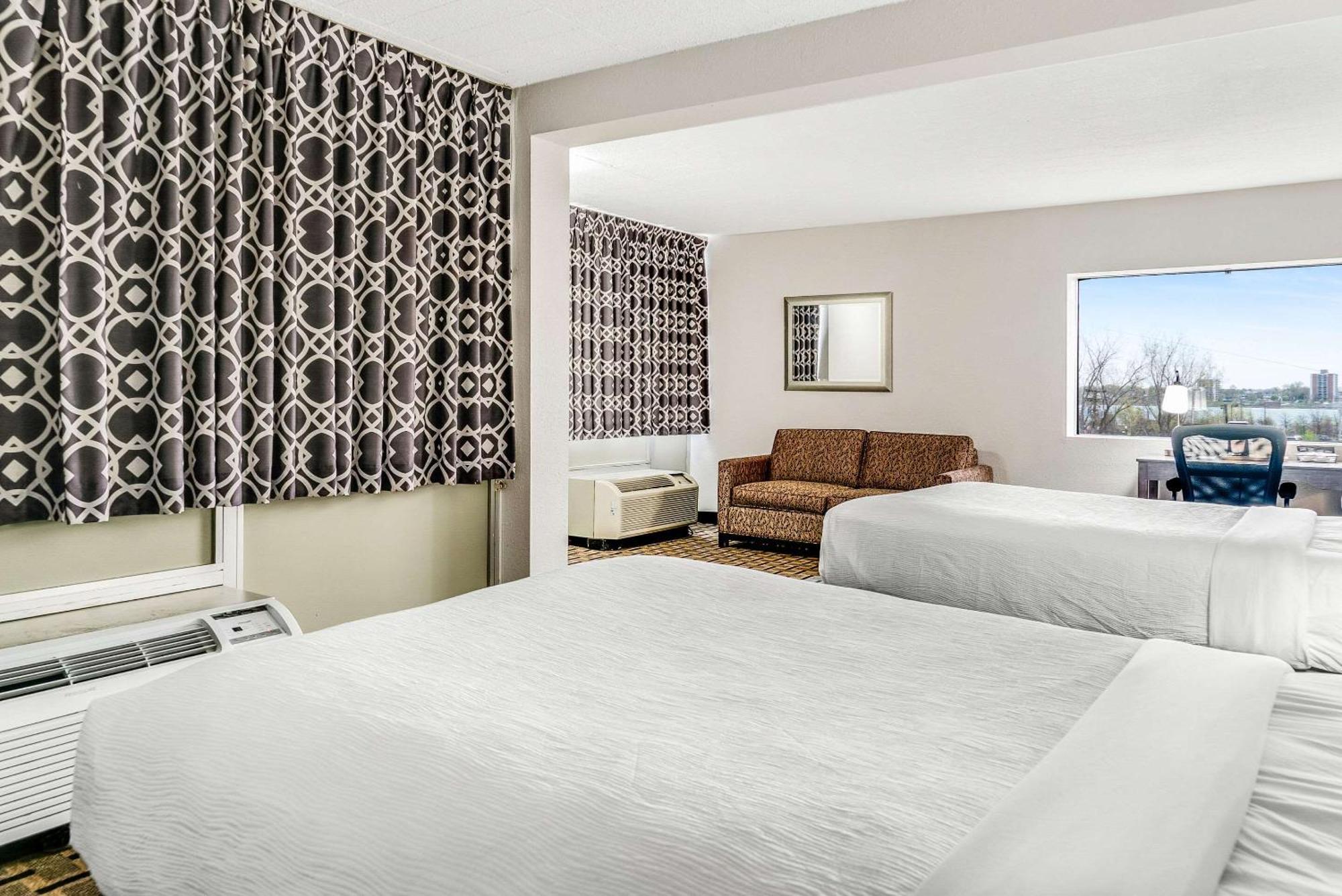 Quality Inn Detroit Downtown ภายนอก รูปภาพ