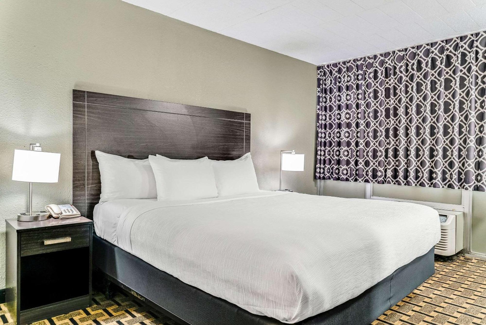 Quality Inn Detroit Downtown ภายนอก รูปภาพ