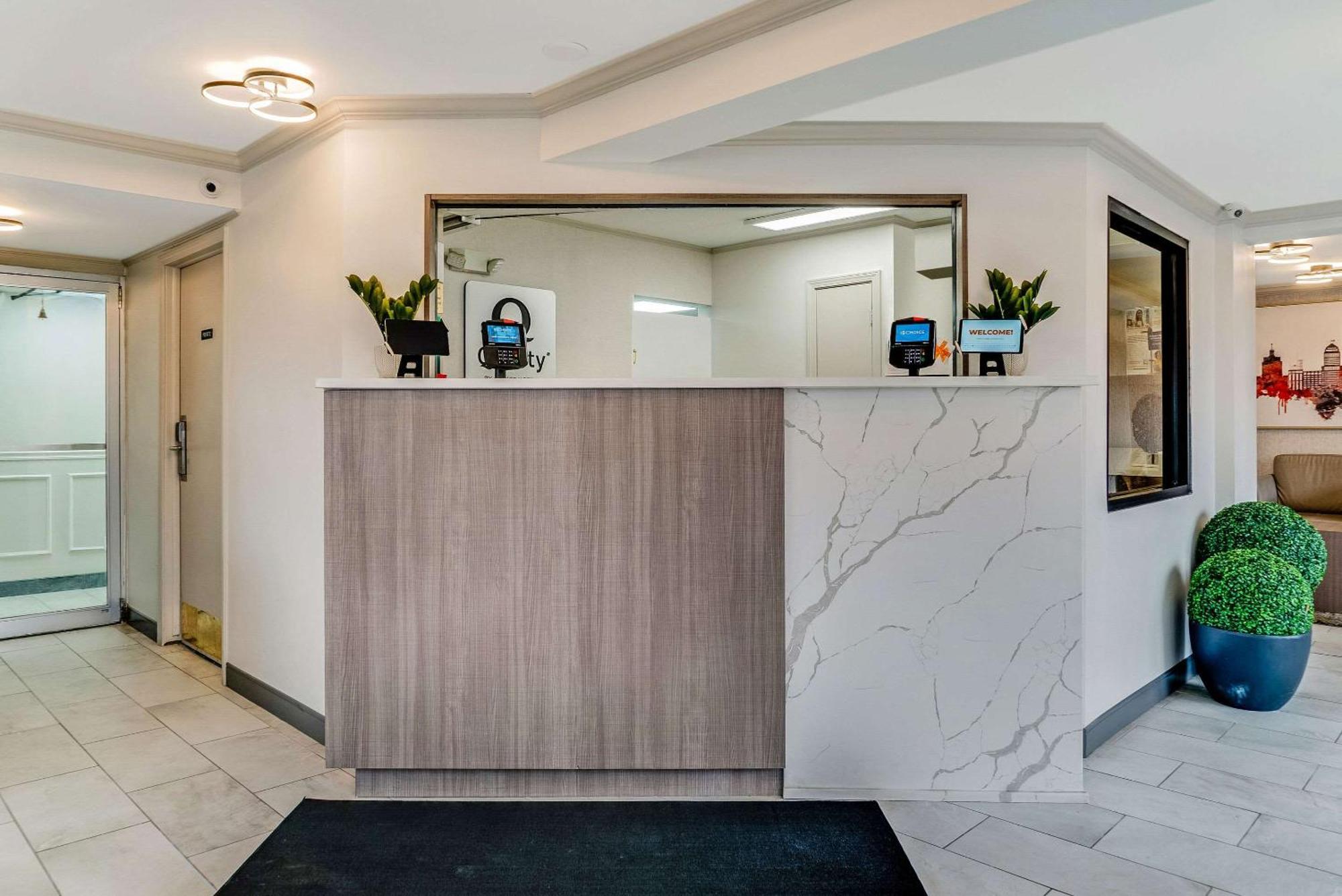 Quality Inn Detroit Downtown ภายนอก รูปภาพ